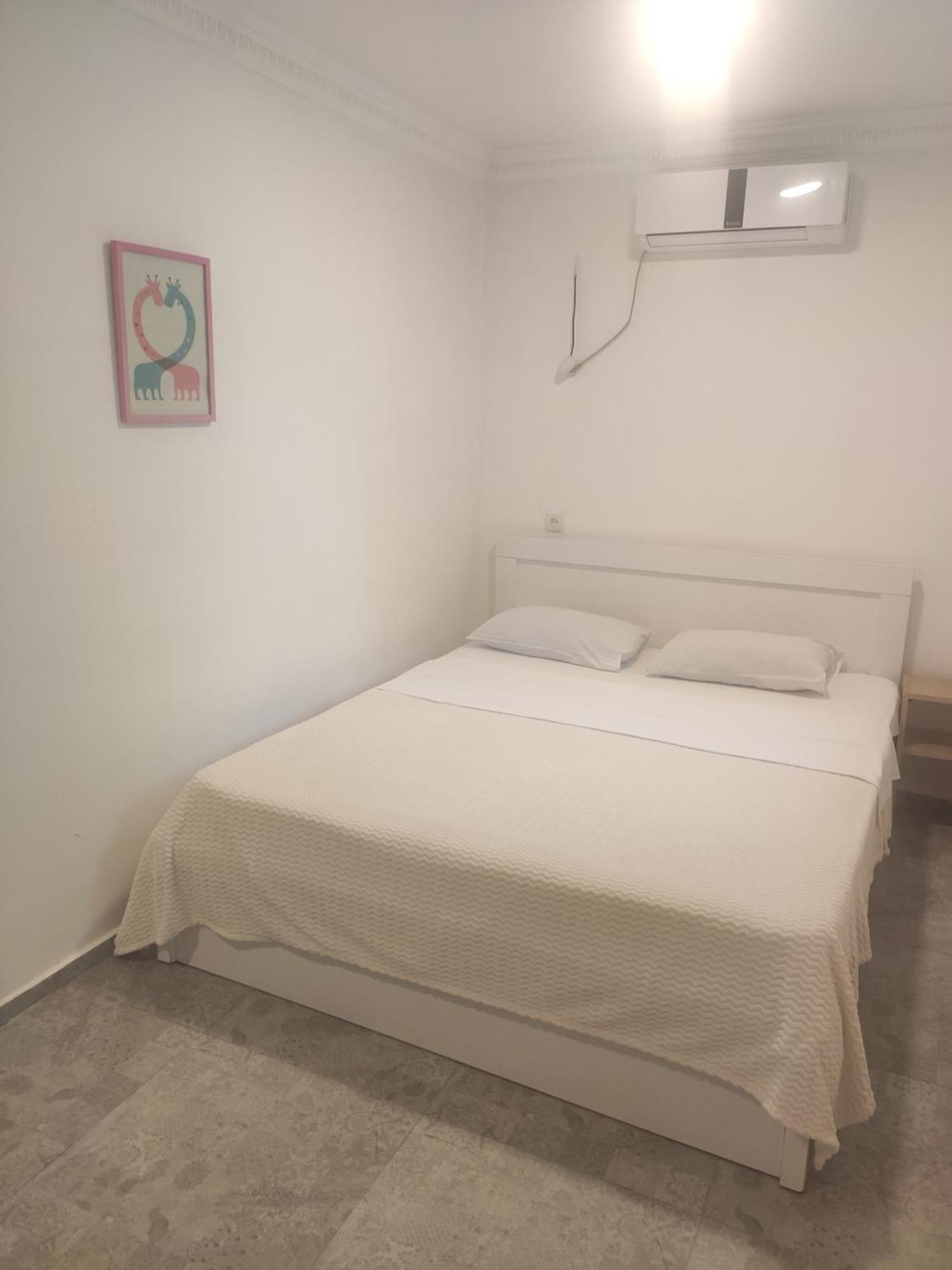 Family Нotel Banuri Kutaisi Exterior photo