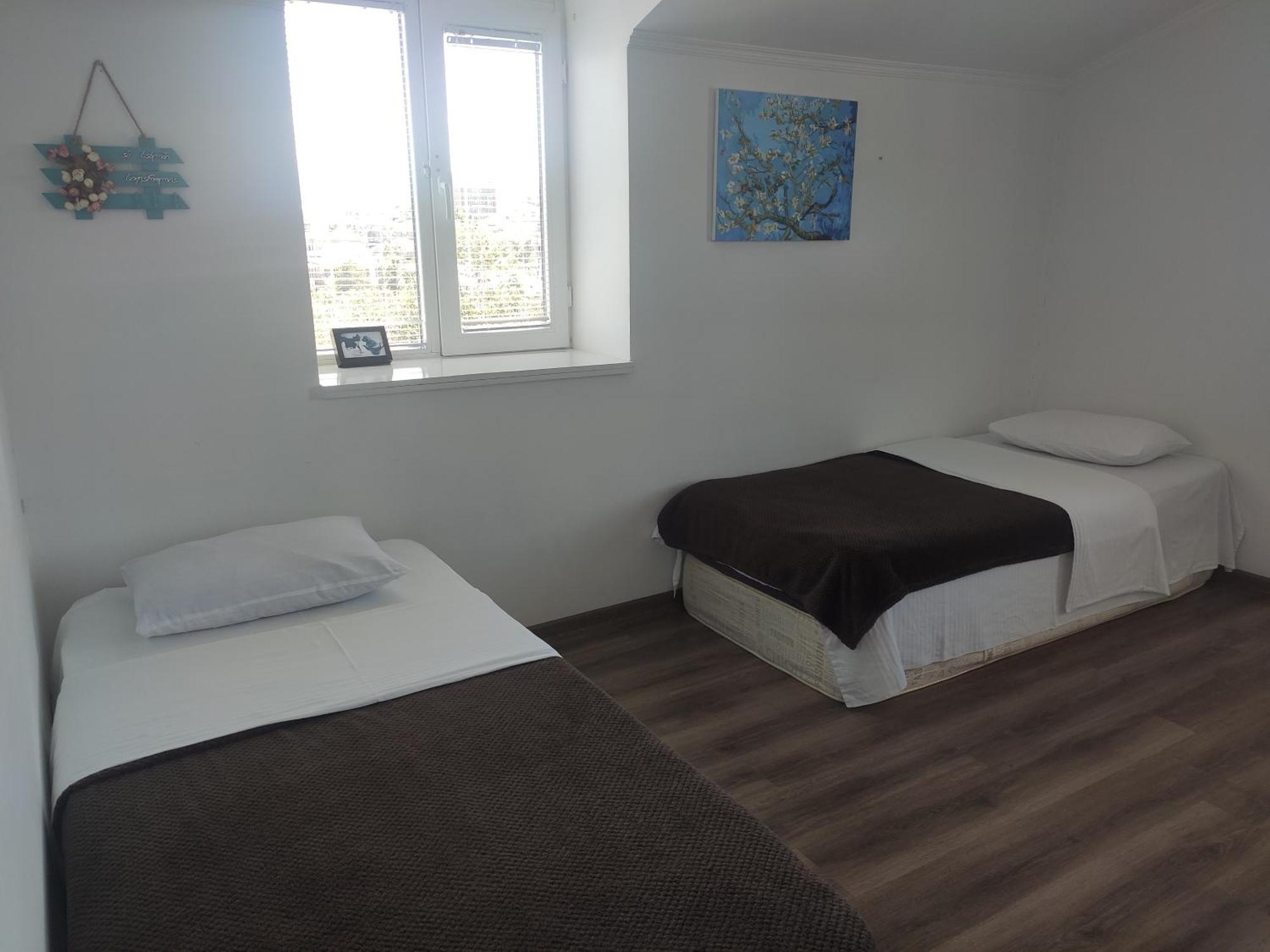 Family Нotel Banuri Kutaisi Exterior photo