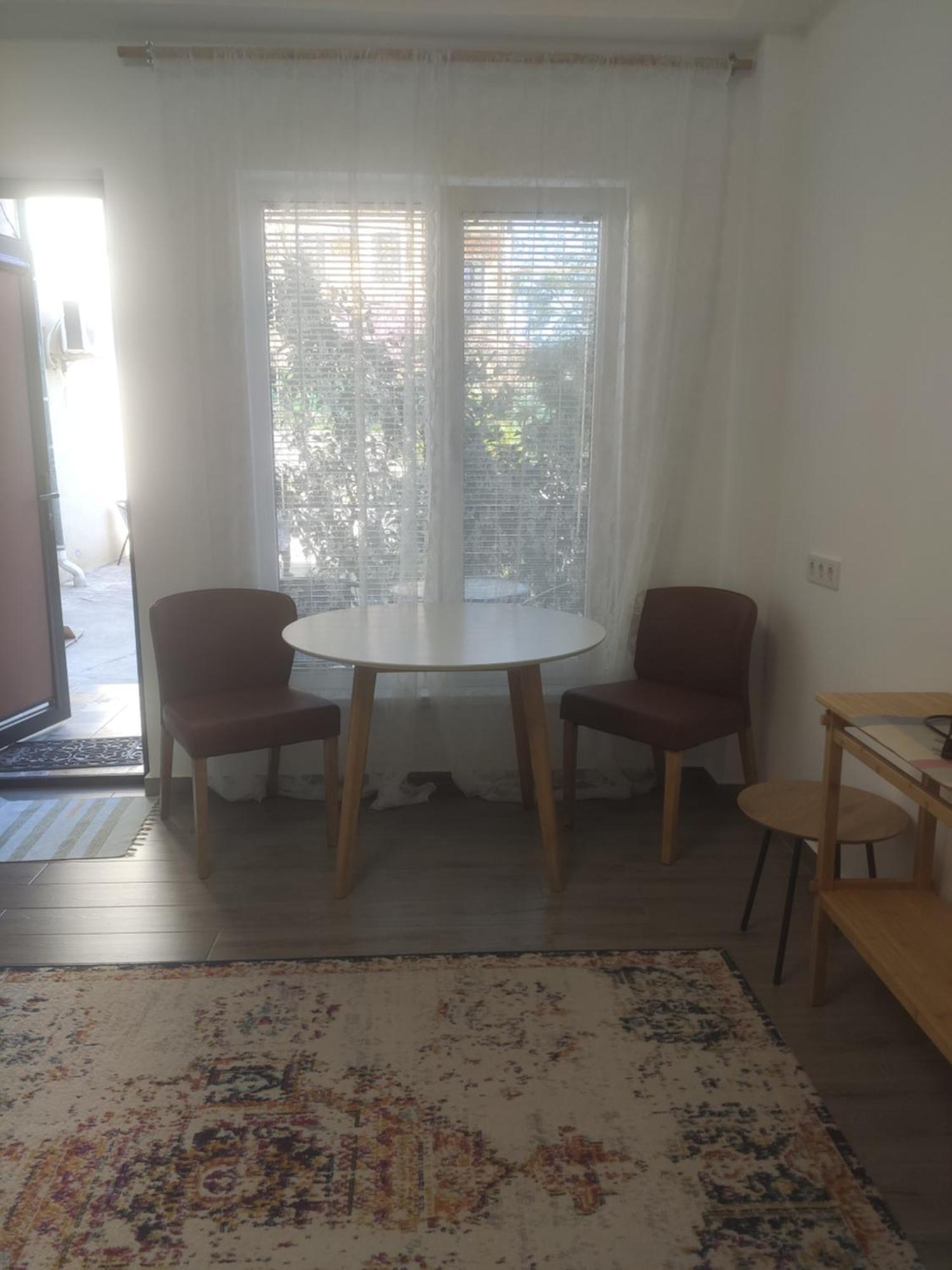 Family Нotel Banuri Kutaisi Exterior photo