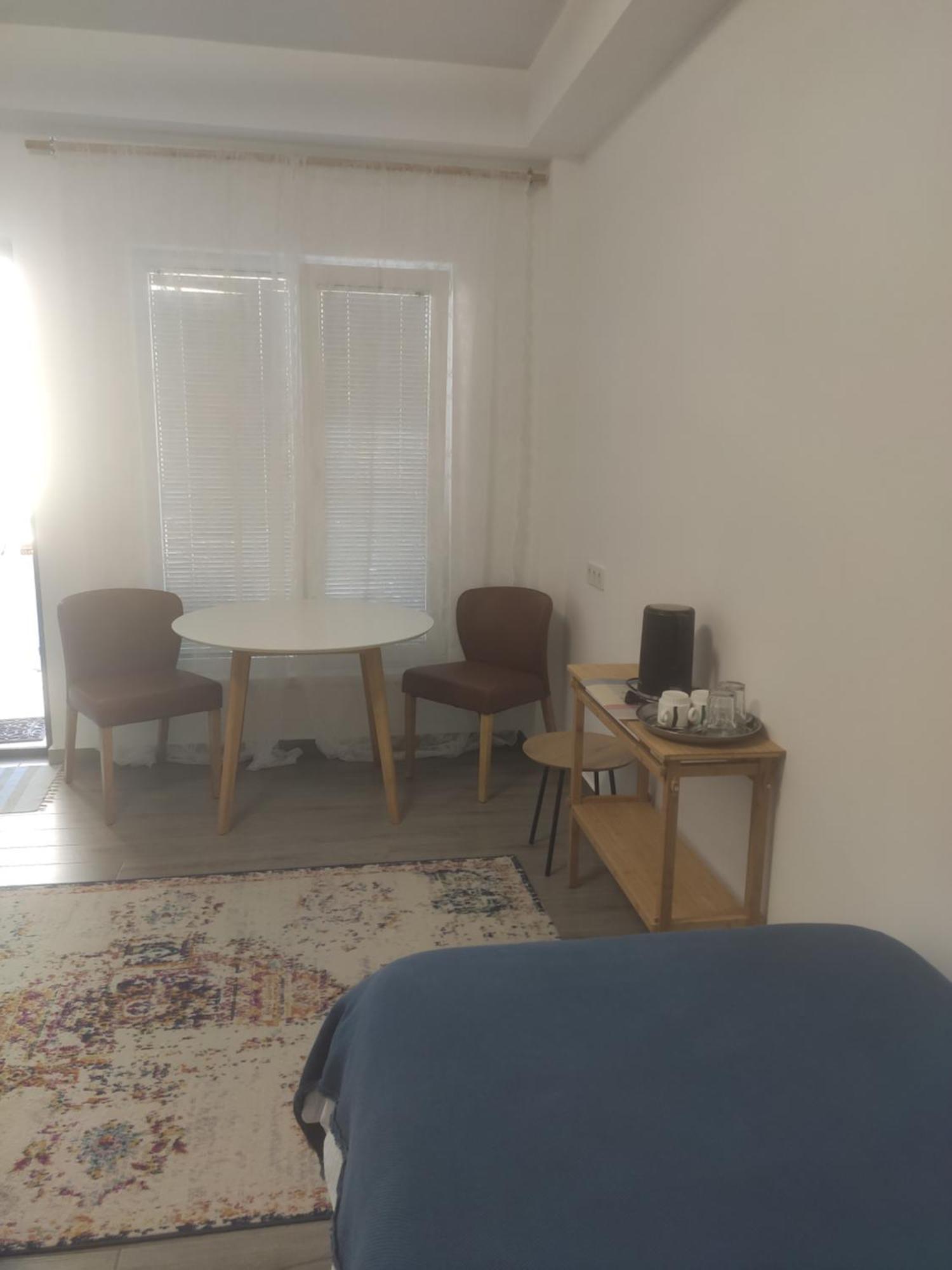 Family Нotel Banuri Kutaisi Exterior photo