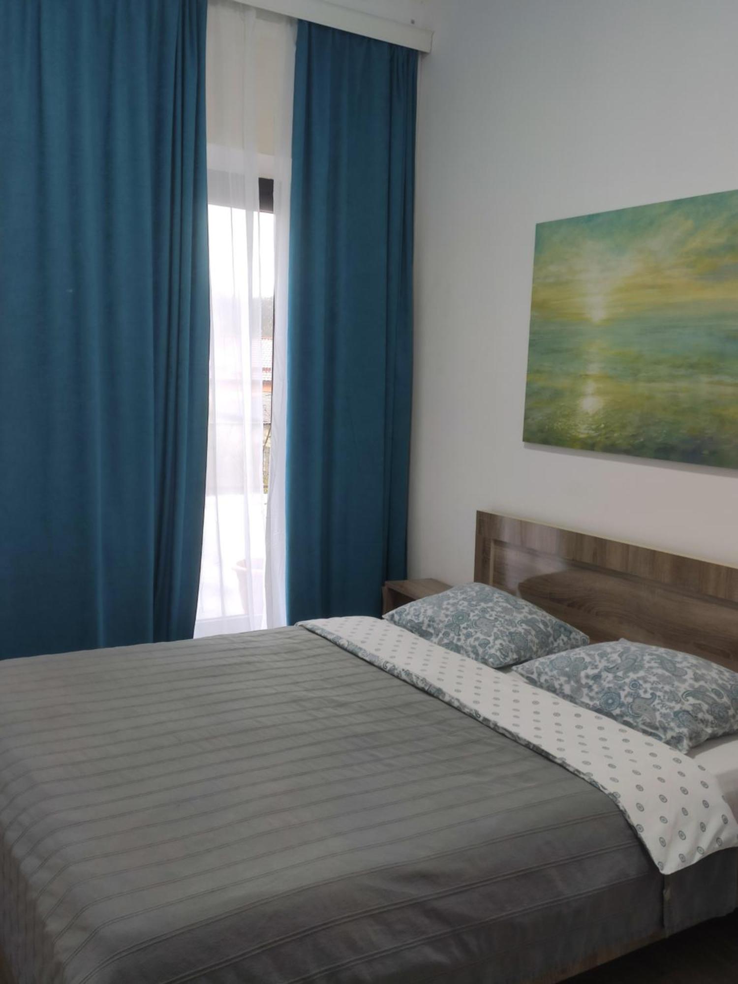 Family Нotel Banuri Kutaisi Exterior photo