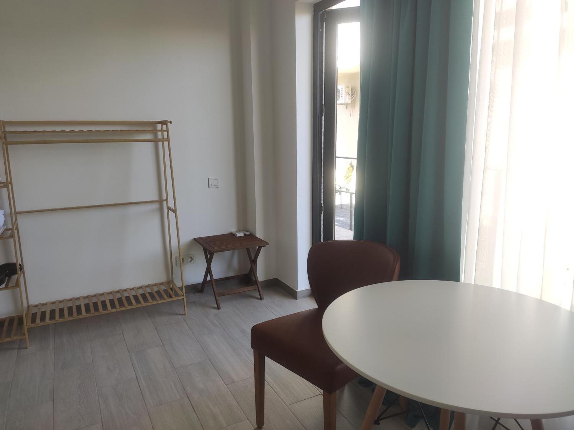 Family Нotel Banuri Kutaisi Exterior photo