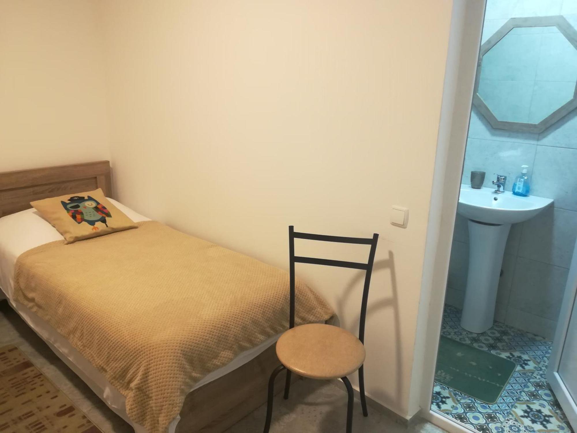 Family Нotel Banuri Kutaisi Room photo