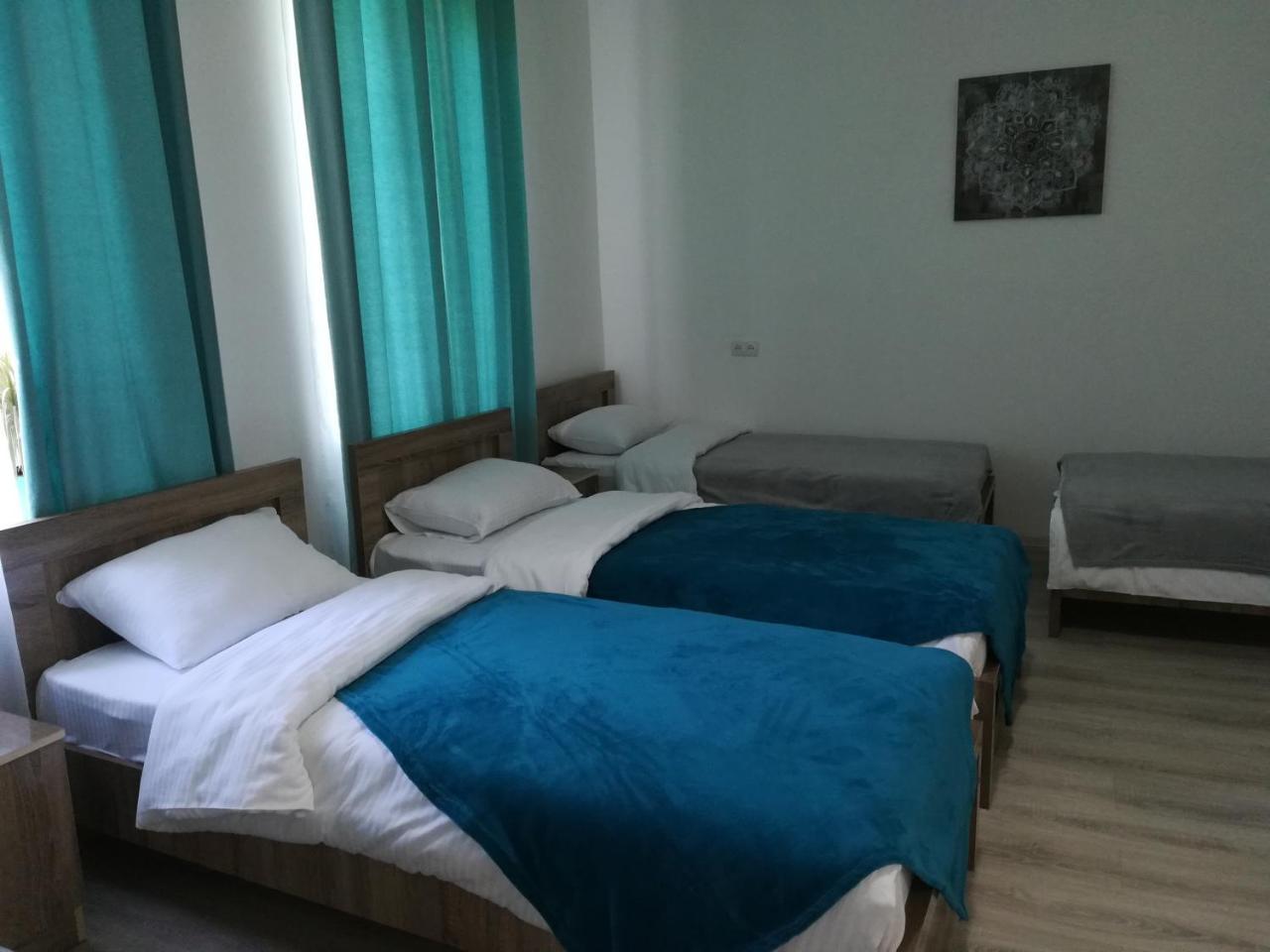 Family Нotel Banuri Kutaisi Exterior photo